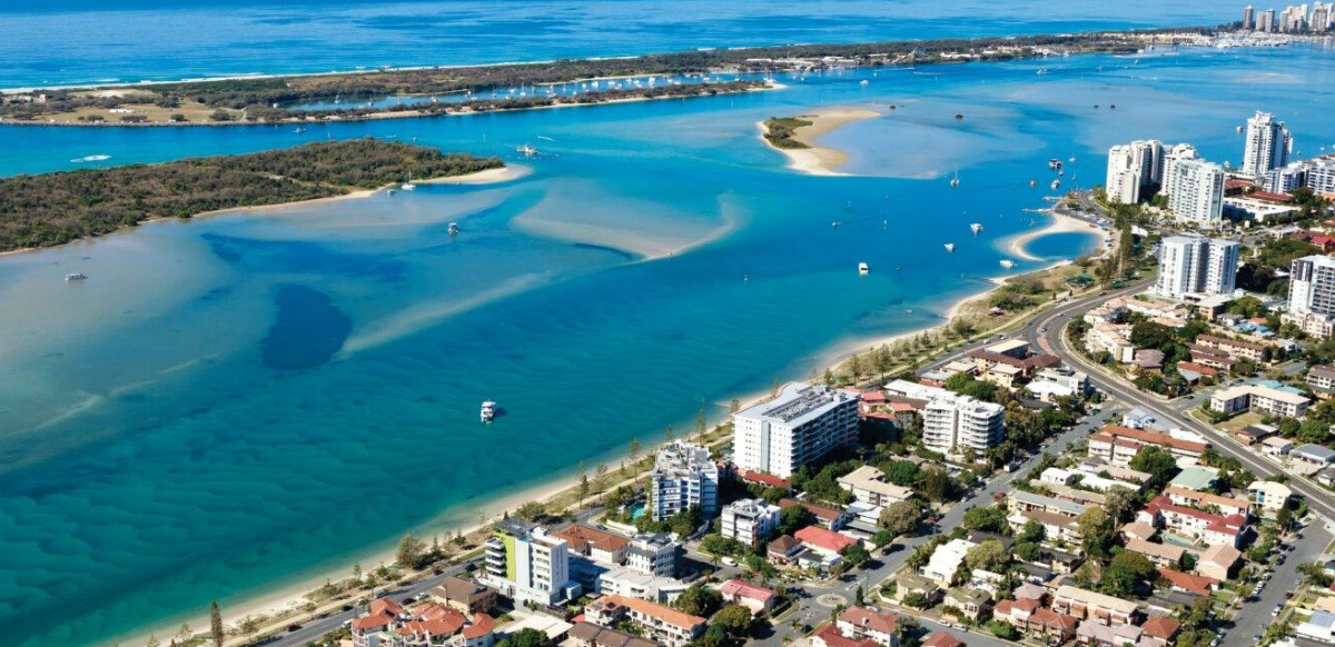 Labrador foreshore on the Gold Coast Broadwater